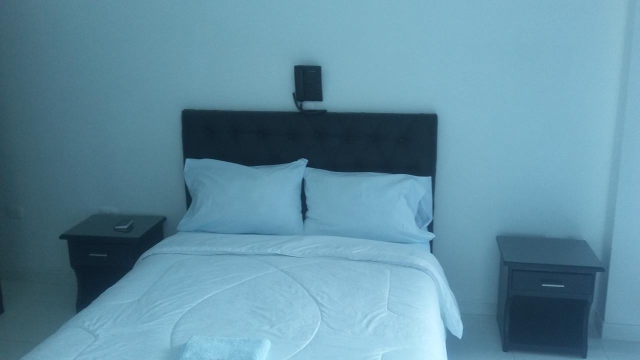 Hotel Palma Roja Гранада Экстерьер фото