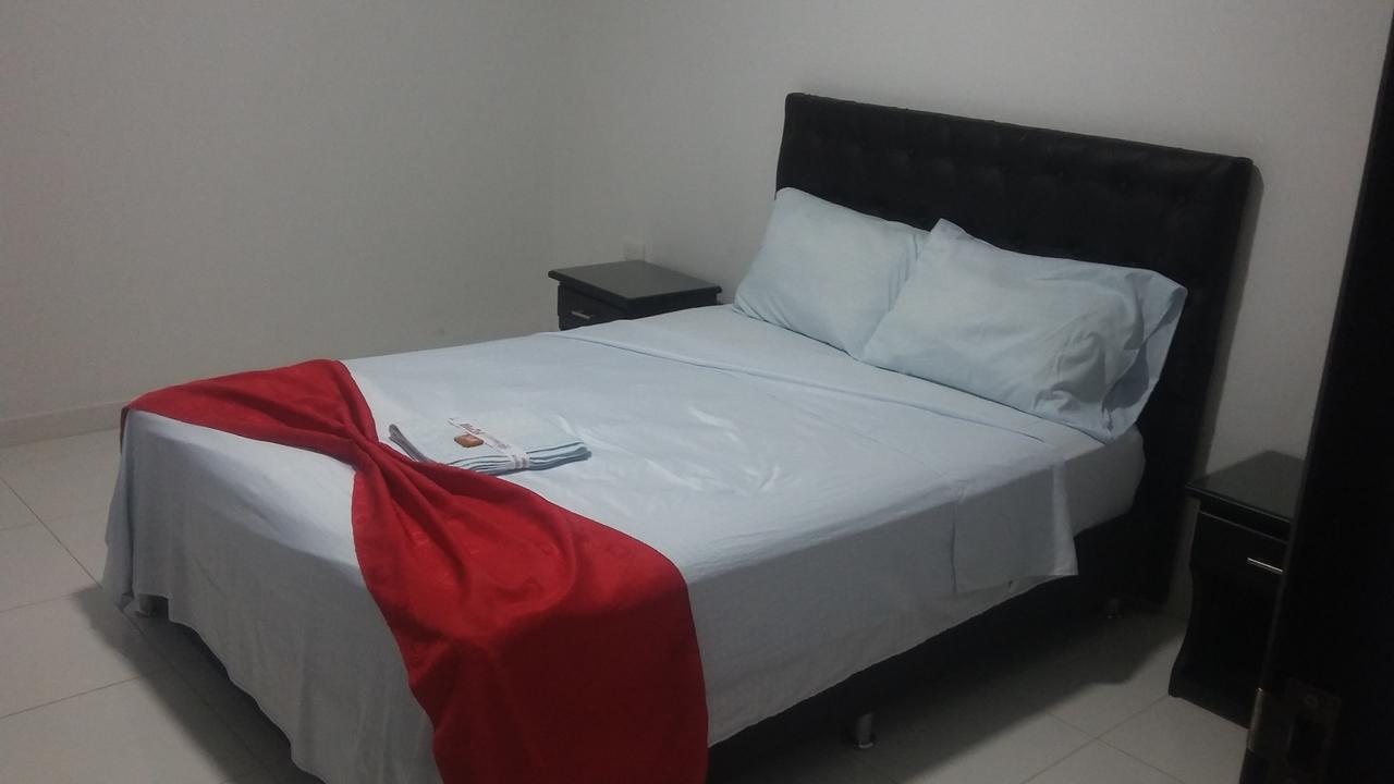 Hotel Palma Roja Гранада Экстерьер фото