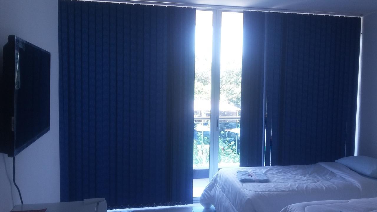 Hotel Palma Roja Гранада Экстерьер фото